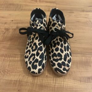 Kate Spade Barrow Leopard Print Calf Hair Chukka Ankle Booties Sz 8.5